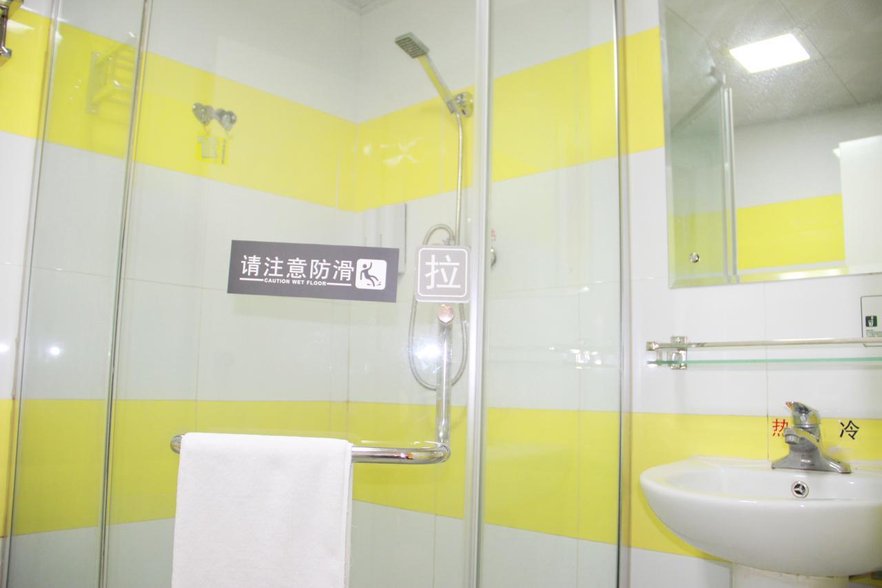 7Days Inn Chengdu North Railway Station No.2 Exterior foto